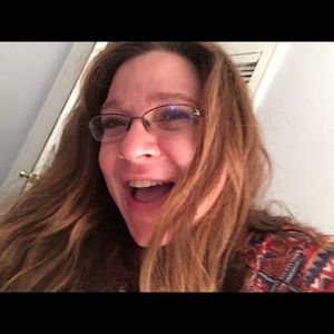 Meet your Posher, Shira